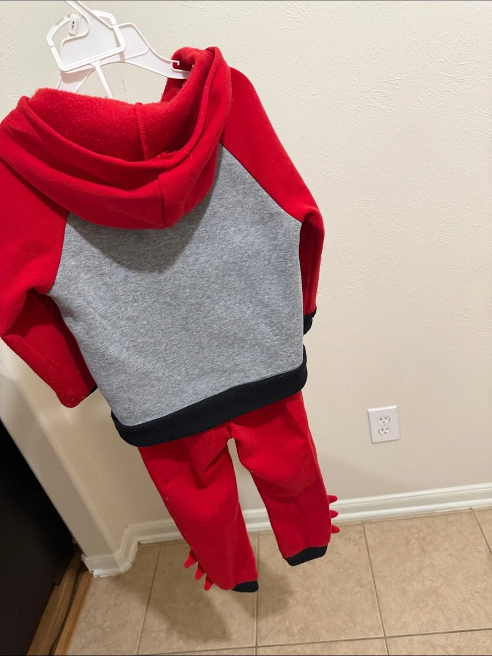 2 size 4T boys jogger sets Jurassic Park & Baby Shark themed